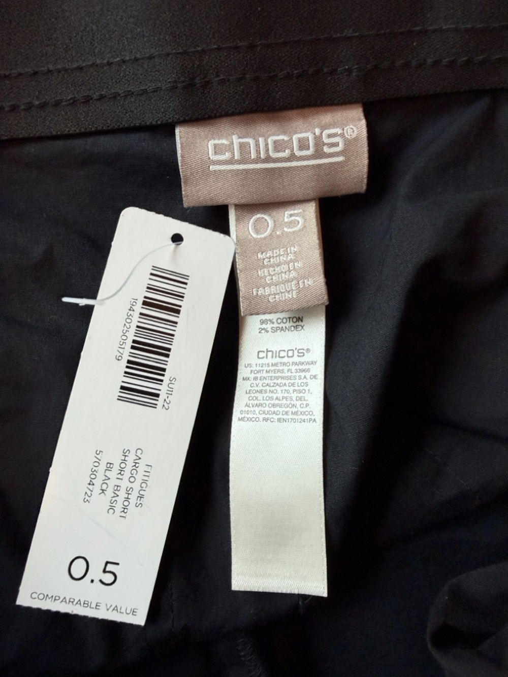 Chico shorts, cargo utility black stretch, NWT classic rise pockets Women’s SZ6 - Picture 9 of 13